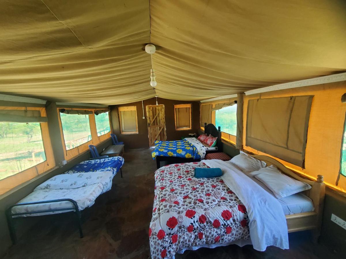 Semadep Safari Camp Bed & Breakfast Sekenani Exterior foto